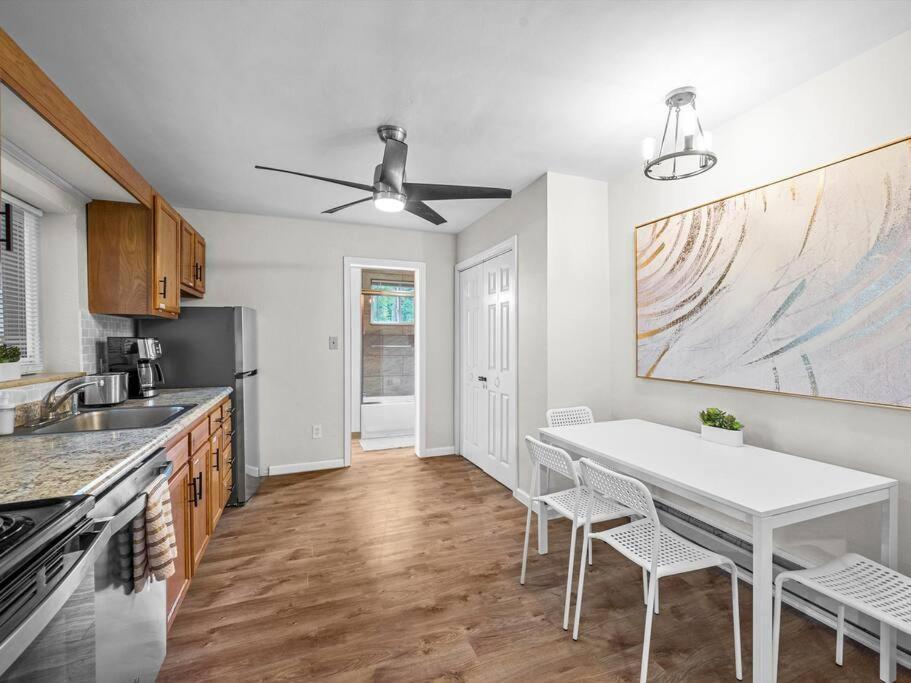 Bloomfield, Pittsburgh Large And Accessible 3 Bedroom Apr With Free Parking Eksteriør billede
